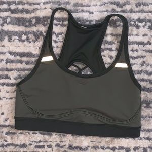 Lululemon Racerback Sports Bra Green Size 6